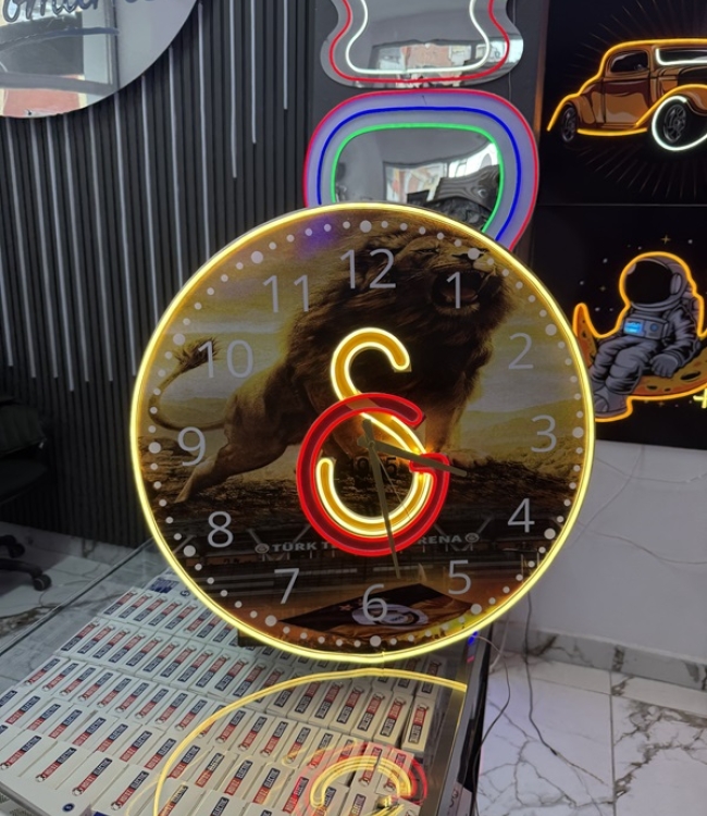 Galatasaray Neon LED Saat 60 cm Sarı Kırmızı