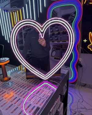Neon Pleksi Kalp Ayna 50 cm Pembe Beyaz